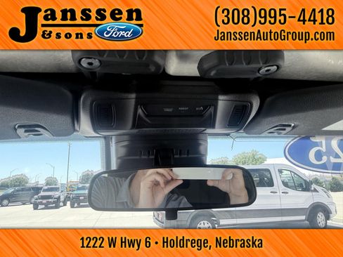 Used 2025 Jeep Wrangler Unlimited Rubicon w/ Convenience Group AWD/4WD image 26