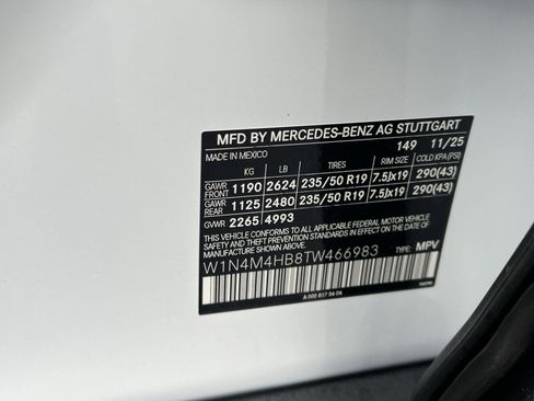 New 2026 Mercedes-Benz GLB 250 4MATIC image 35