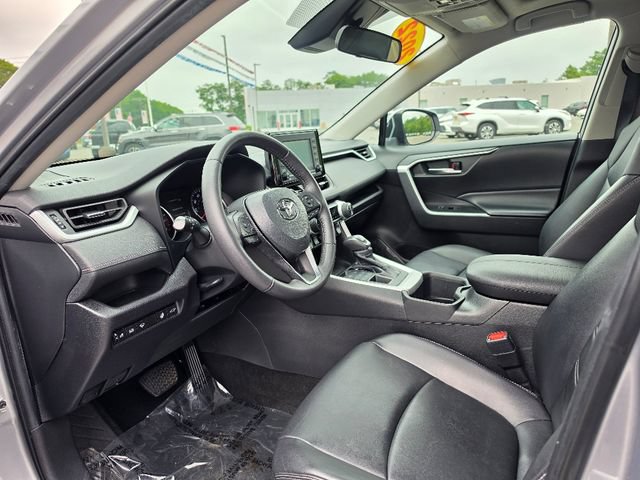 Used 2022 Toyota RAV4 XLE Premium AWD/4WD image 20