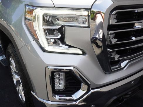 Used 2022 GMC Sierra 1500 SLT w/ SLT Premium Plus Package AWD/4WD image 33