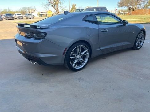 Used 2019 Chevrolet Camaro SS image 4