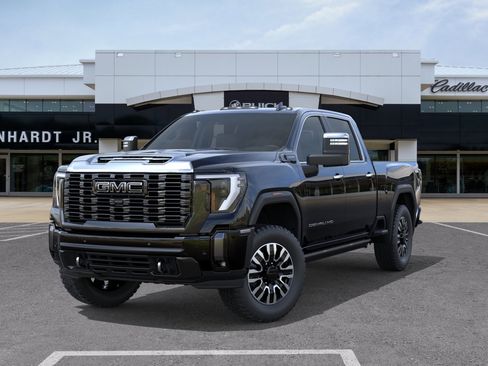 New 2026 GMC Sierra 2500 Denali Ultimate w/ LPO, Black Badging Package image 8