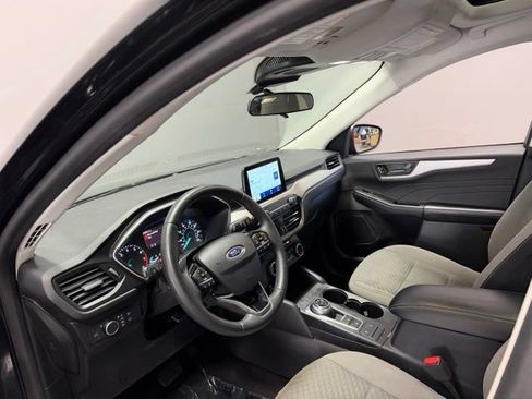 Used 2022 Ford Escape SE w/ SE Sport Appearance Package AWD/4WD image 18