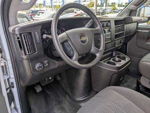 Used 2024 Chevrolet Express 2500 w/ Driver Convenience Package image 12