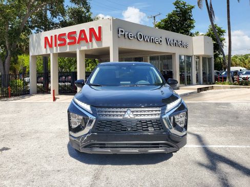 Used 2024 Mitsubishi Eclipse Cross LE image 2