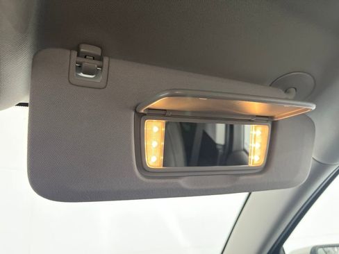 Used 2023 Chevrolet Equinox Premier AWD/4WD image 80