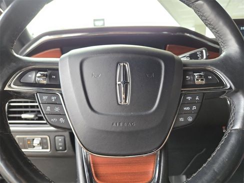 Used 2024 Lincoln Navigator Reserve image 31