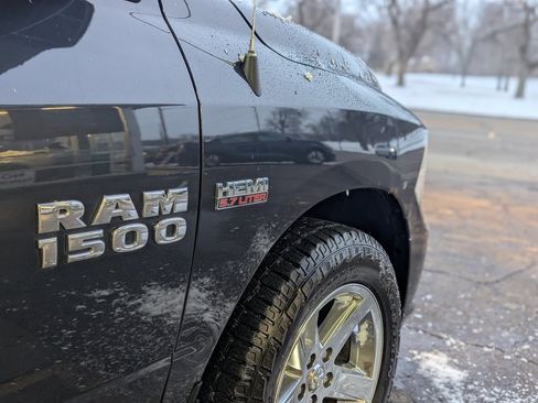 Used 2018 RAM 1500 Sport w/ Comfort Group image 13