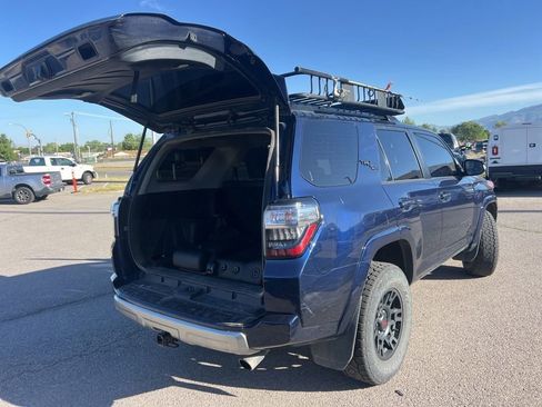 Used 2022 Toyota 4Runner TRD Off-Road Premium w/ Moonroof Package AWD/4WD image 11