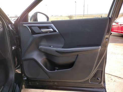 Used 2022 Mitsubishi Outlander ES image 18