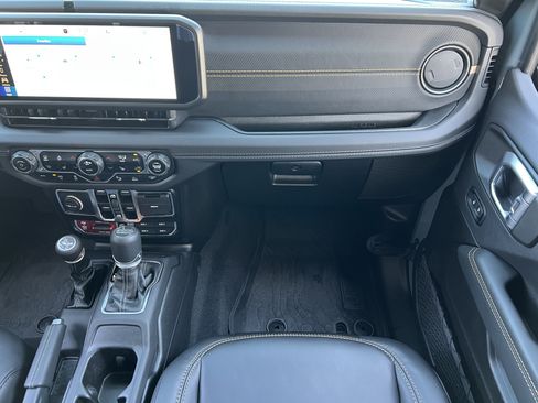 Used 2024 Jeep Wrangler Unlimited Rubicon 392 AWD/4WD image 35