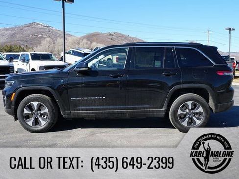 Used 2022 Jeep Grand Cherokee Limited 4xe image 4