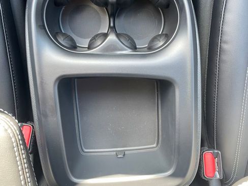 New 2026 Chrysler Pacifica Select image 17