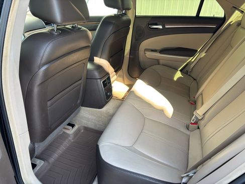 Used 2013 Chrysler 300 C Luxury Series w/ Harman Kardon Audio Group image 28