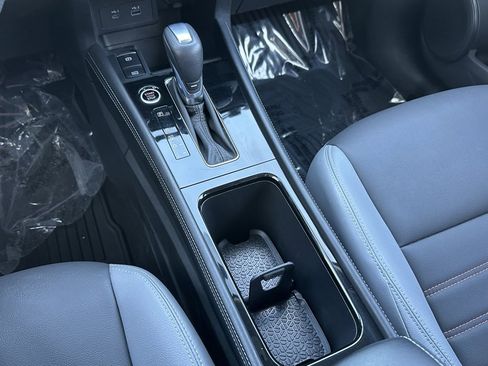 Used 2021 Nissan Kicks SR w/ SR Premium Package image 28