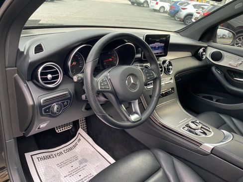 Used 2019 Mercedes-Benz GLC 300 4MATIC image 10