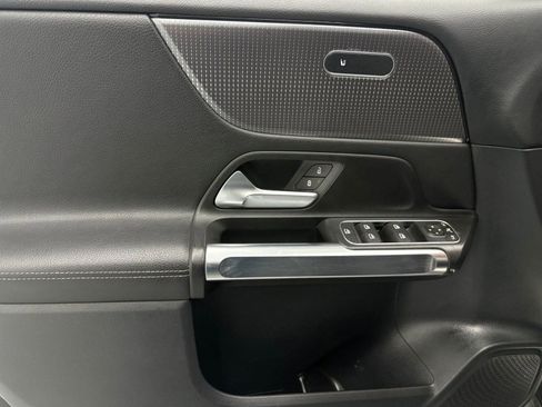 Certified 2022 Mercedes-Benz GLB 250 GLB 250 image 12