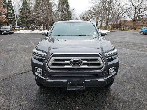 Used 2023 Toyota Tacoma Limited image 9