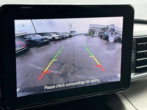 Certified 2023 Ford Explorer XLT w/ Equipment Group 202A image 27