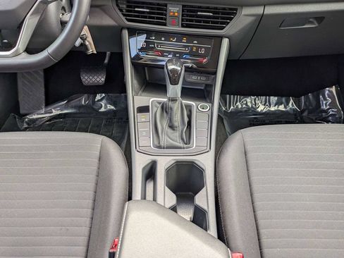Used 2025 Volkswagen Jetta S FWD image 17