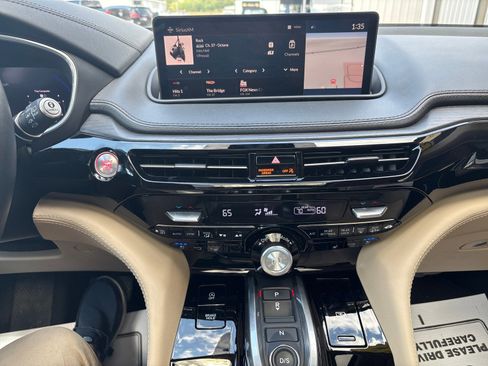 Used 2022 Acura MDX SH-AWD w/ Advance Package image 20