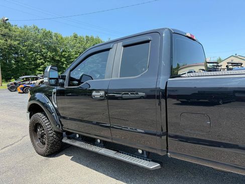 Used 2017 Ford F250 XL w/ Power Equipment Group AWD/4WD image 7