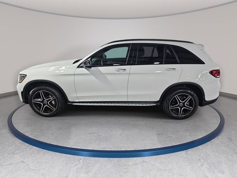 Used 2022 Mercedes-Benz GLC 300 4MATIC image 9