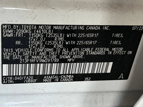 Used 2022 Toyota RAV4 XLE w/ Convenience Package AWD/4WD image 18