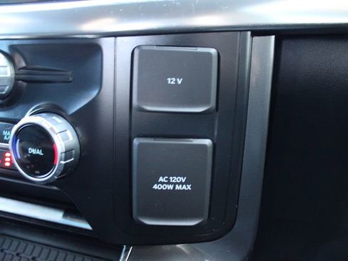 Used 2023 Ford F150 Lariat AWD/4WD image 28