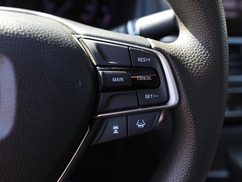 Used 2020 Honda Accord EX image 22