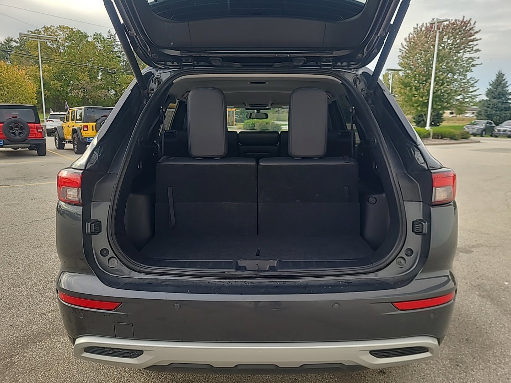 Used 2024 Mitsubishi Outlander SE AWD/4WD image 17