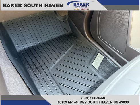 Used 2022 GMC Canyon Denali image 30