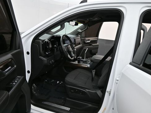 Used 2023 Chevrolet Silverado 1500 LT Trail Boss w/ Protection Package image 11