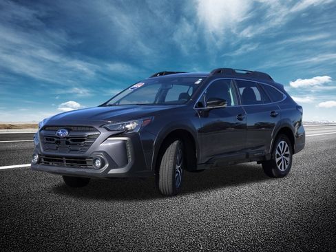 Used 2024 Subaru Outback Premium image 13