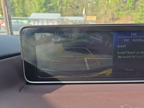 Used 2019 Lexus RX 350 AWD w/ Navigation Package image 16