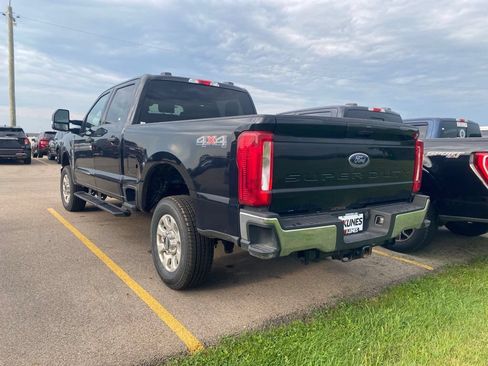 Used 2024 Ford F350 XLT AWD/4WD image 9