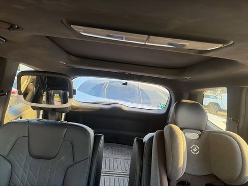 Used 2024 Kia Telluride SX Prestige X-Pro image 17