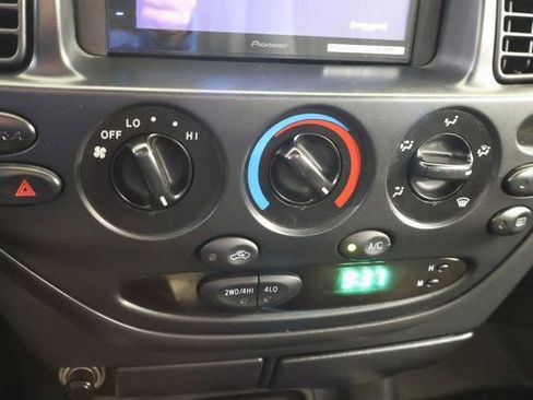 Used 2004 Toyota Tundra SR5 image 19