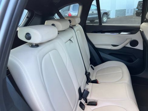 Used 2020 BMW X1 sDrive28i w/ Convenience Package FWD image 19