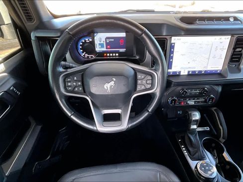 Used 2022 Ford Bronco Outer Banks w/ Sasquatch Package image 5