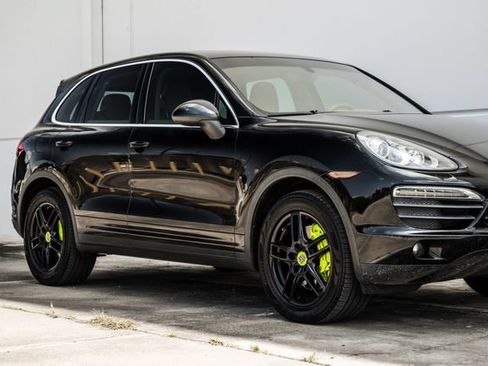 Used 2014 Porsche Cayenne S AWD/4WD image 55