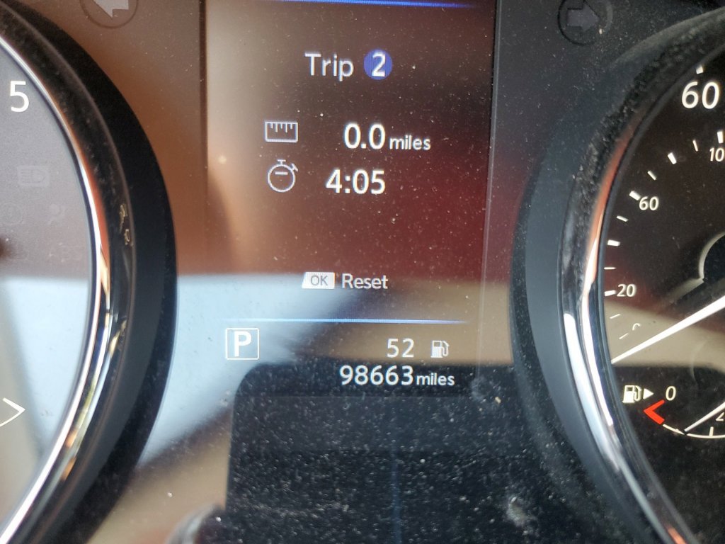 Used 2020 Nissan Rogue SV FWD image 19