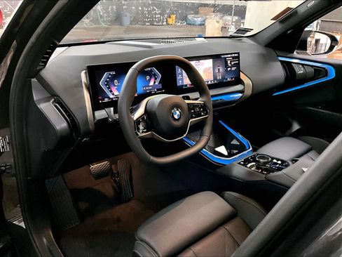 Certified 2025 BMW X3 xDrive30i w/ Convenience Package image 16