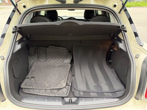 Used 2020 MINI Cooper 4-Door Hardtop w/ Storage Package FWD image 30