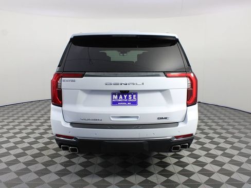 New 2026 GMC Yukon XL Denali Ultimate w/ LPO, Floor Liner Package AWD/4WD image 32