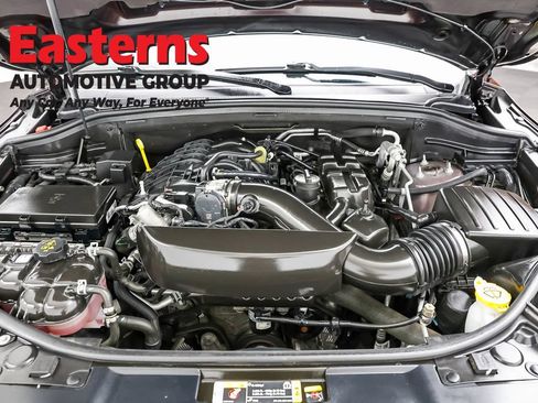 Used 2024 Dodge Durango GT RWD image 7