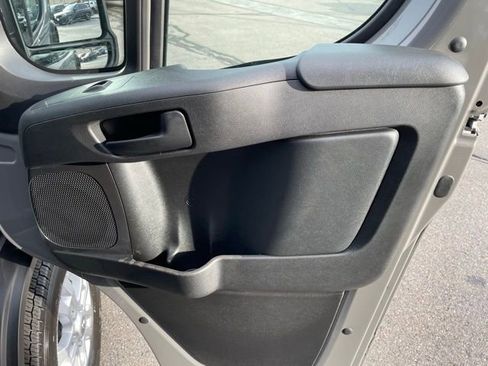 New 2026 RAM ProMaster 2500 w/ Quick Order Package 22G SLT image 22