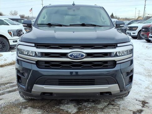 Certified 2022 Ford Expedition XLT image 8