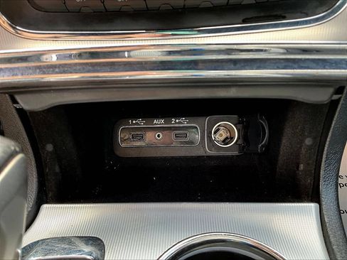 Used 2018 Jeep Grand Cherokee Limited AWD/4WD image 17