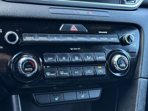 Used 2020 Kia Sportage S w/ S Premium Package AWD/4WD image 20